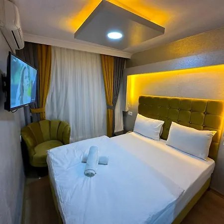Rudolf Apartment *